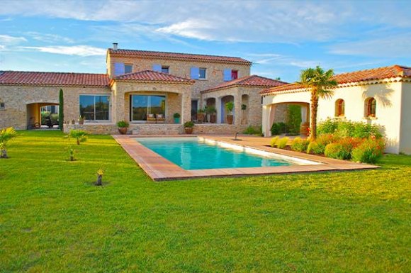 Acheter une propriété immobilière de luxe en Provence à Vaison-la-Romaine.